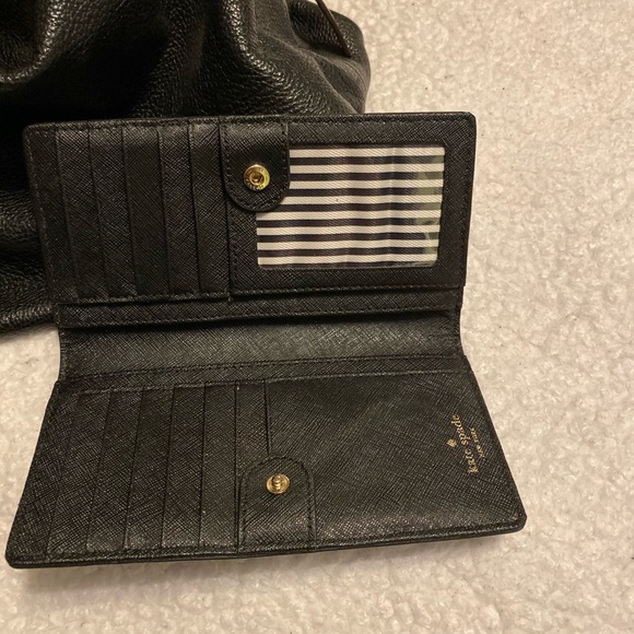 Kate Spade Wallet - lightly used - Picture 2 of 3